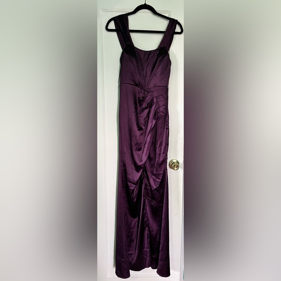 NWT XS Purple Off the Shoulder MaXi Dress - Picture 2 of 3